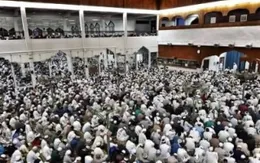 Malaysia tăng đột biến số ca mắc COVID-19 sau sự kiện tôn giáo