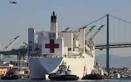 7 nhân viên tàu bệnh viện USNS Mercy mắc COVID-19