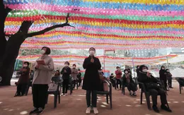 Hàn Quốc lên kế hoạch ứng phó với dịch COVID-19 trong 2 năm