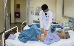 Sốc nhiễm trùng nhiễm độc ở người bệnh viêm phúc mạc do thủng tạng rỗng