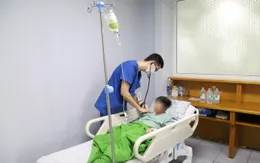Hàn sắt tại nhà, nam thanh niên bị điện giật nguy kịch