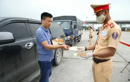 Thiếu giấy tờ xe khi tham gia giao thông bị xử phạt bao nhiêu tiền?