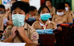 Hơn 140 trẻ em Indonesia tử vong do COVID-19