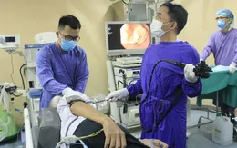 Vào viện khám vì hóc thịt ngan, phát hiện bệnh không ngờ tới