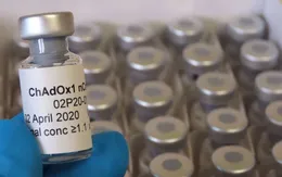Anh công bố thỏa thuận mang tính bước ngoặt về vaccine COVID-19