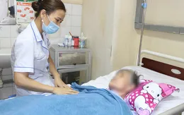Cắt bỏ gần hết ruột non và đại tràng cứu bệnh nhân cao tuổi