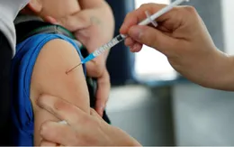 Cảnh báo tình trạng “lười” tiêm chủng trong đại dịch COVID-19