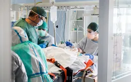 Nguy cơ mắc chứng loạn nhịp tim ở bệnh nhân COVID-19 thể nặng