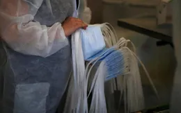 Romania mạnh tay xử lý tham nhũng trong phòng dịch COVID-19
