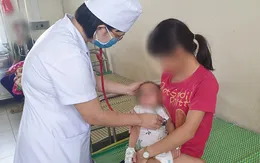 Vĩnh Phúc: Bé 19 tháng tuổi nguy kịch vì bị bỏ quên trên xe ô tô suốt 2 tiếng
