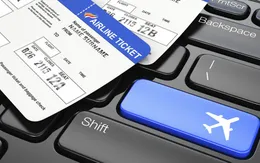 Cảnh giác với thư lừa đảo bán vé máy bay về Việt Nam tránh dịch
