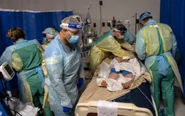 Hệ thống y tế Mỹ lại đứng trước nguy cơ 'vỡ trận'