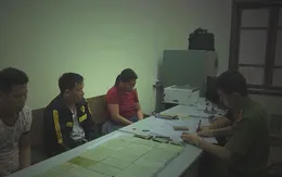 Cả bản có 13 nóc nhà, nhà nào cũng có người dính án ma túy