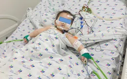 Bé 6 tháng tuổi suy thận cấp do... sỏi đường tiết niệu