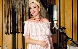 Katy Perry sắp làm mẹ: Sợ hãi nhưng háo hức