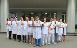 38 bác sĩ, điều dưỡng Phú Thọ lên đường "chia lửa" cùng Quảng Nam