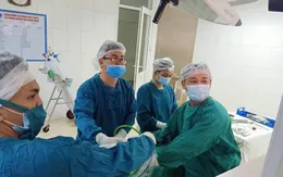 Phẫu thuật cấp cứu bệnh nhi bị viêm ruột thừa hiếm gặp
