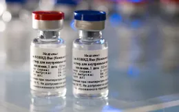 Mát-xcơ-va, Nga nhận được lô vaccine ngừa COVID-19 đầu tiên