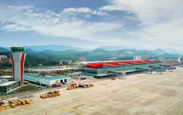 Tạm dừng hoạt động sân bay Vân Đồn, tập trung khoanh vùng dập dịch