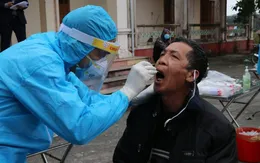 Chuyên gia cảnh báo sự nguy hiểm của ca mắc COVID-19 có chủng biến thể tại Anh