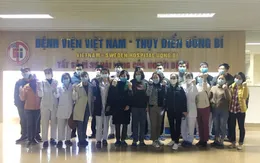 22 nhân viên y tế Bệnh viện Việt Nam - Thụy Điển Uông Bí hỗ trợ Đông Triều truy vết, lấy mẫu