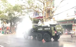 Hải Phòng phun hóa chất khử khuẩn các tuyến đường
