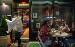 Thành phố New York (Mỹ) cho phép các nhà hàng phục vụ thực khách vào ngày Lễ Tình nhân