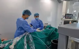 Kịp thời cứu sản phụ suy thận cấp bằng phương pháp tán sỏi qua da
