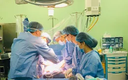 Cứu sống trẻ sơ sinh non tháng mắc bệnh tim bẩm sinh phức tạp