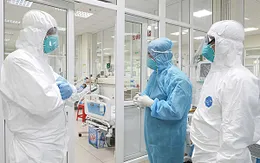 Những chiến sỹ áo trắng hết mình cống hiến trong phòng chống dịch