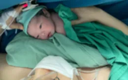 Kịp thời tiếp nhận sản phụ chuyển dạ sinh khó trên tàu từ Đồng Nai về Quảng Bình