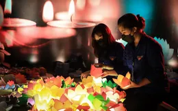 Lễ tưởng niệm người tử vong vì COVID-19: Lời tiễn biệt tới hơn 23.000 đồng bào, đồng chí vĩnh viễn ra đi