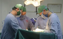 Cứu sống bệnh nhân bị xuất huyết tiêu hóa nguy kịch do ung thư dạ dày