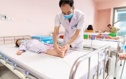 Trật khớp háng bẩm sinh: Dị tật nguy hiểm ít người biết