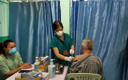 TP. Hồ Chí Minh rút ngắn thời gian tiêm liều nhắc lại vaccine phòng COVID-19
