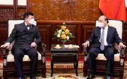 Chủ tịch nước tiếp các Đại sứ trình Quốc thư