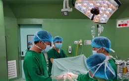 Gặp biến chứng sau 1 năm cấy chỉ điều trị rối loạn cương dương