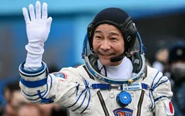 Tỷ phú Nhật Bản bay vào vũ trụ, hứa tặng tiền cho ai theo dõi chuyến bay