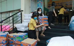 TP Hồ Chí Minh chăm lo Tết cho người dân khu phong tỏa