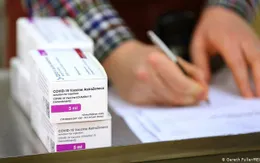 Chủ tịch EC thừa nhận sự chậm trễ trong quy trình cấp phép và tiêm chủng vaccine