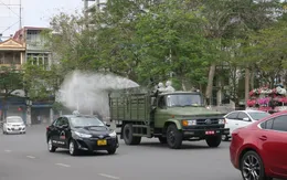 Hải Phòng phun hóa chất khử trùng diện rộng trên các tuyến đường chính