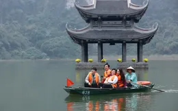 Chuyến du Xuân bất ngờ của dàn sao "Về nhà đi con"