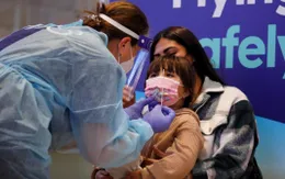 Hãng hàng không Israel thử nghiệm quy trình kiểm tra COVID-19 mới