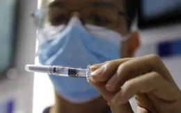 Thái Lan: Một số người bị liệt tạm thời sau khi tiêm vaccine COVID-19