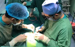 Phẫu thuật thành công teo mật bẩm sinh cho bé 3 tháng tuổi