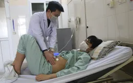 Cấp cứu nam sinh 15 tuổi thủng tạng rỗng do ăn uống, sinh hoạt thiếu khoa học