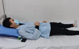 Nam thanh niên phải nhập viện sau khi ăn trứng kiến