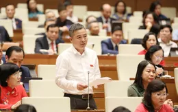 "Chúng ta đã quá chú tâm phát triển kinh tế mà chưa chú trọng giáo dục đạo đức"