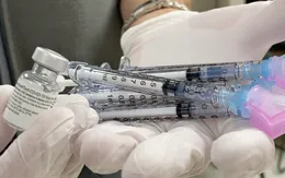Serbia: Thừa vaccine, tình trạng lây nhiễm COVID-19 vẫn tăng