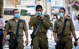 Quân đội Israel bỏ quy định đeo khẩu trang với quân nhân đã tiêm vaccine ngừa COVID-19
